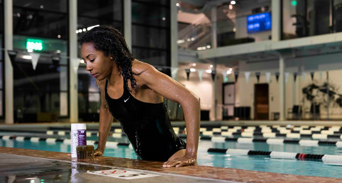 Is It Safe to Swim with Contact Lenses in a Pool?