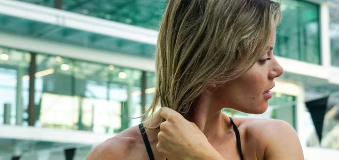 How to Treat Dry Hair From Chlorine Damage